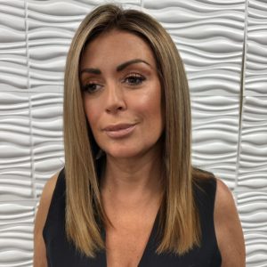 Medical wig lace front silicone lined 12” ,180 density , medium cap